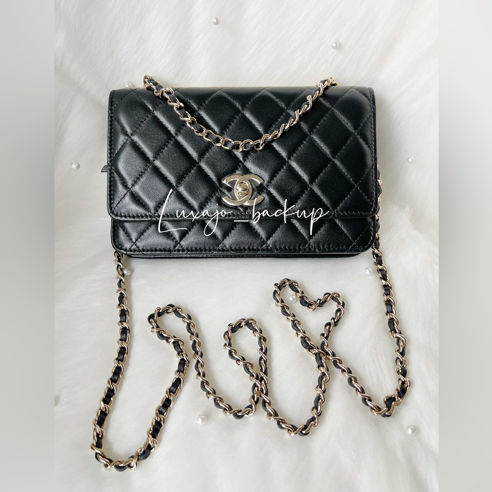 SOLD BN Trendy CC WOC